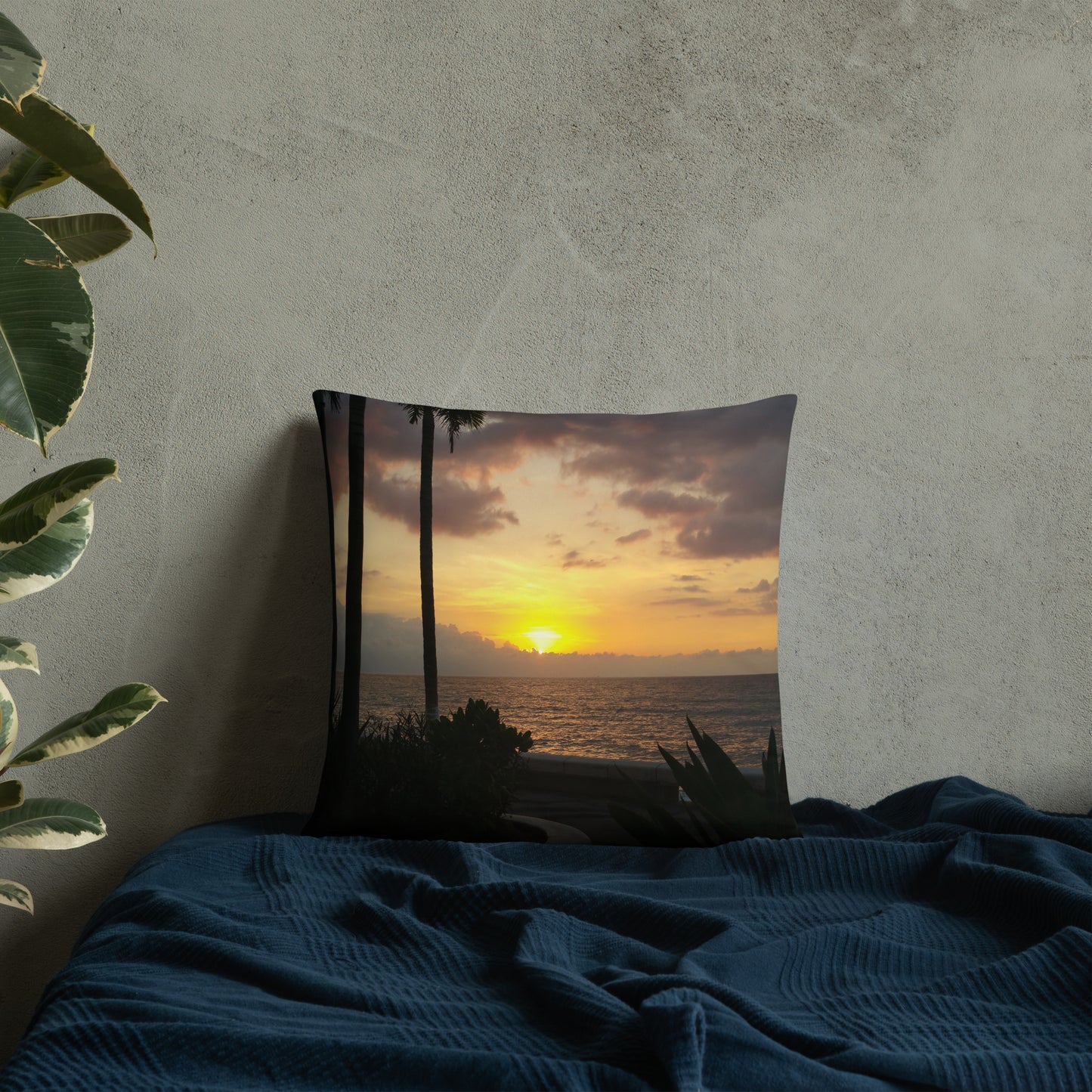Sunset palms Pillow