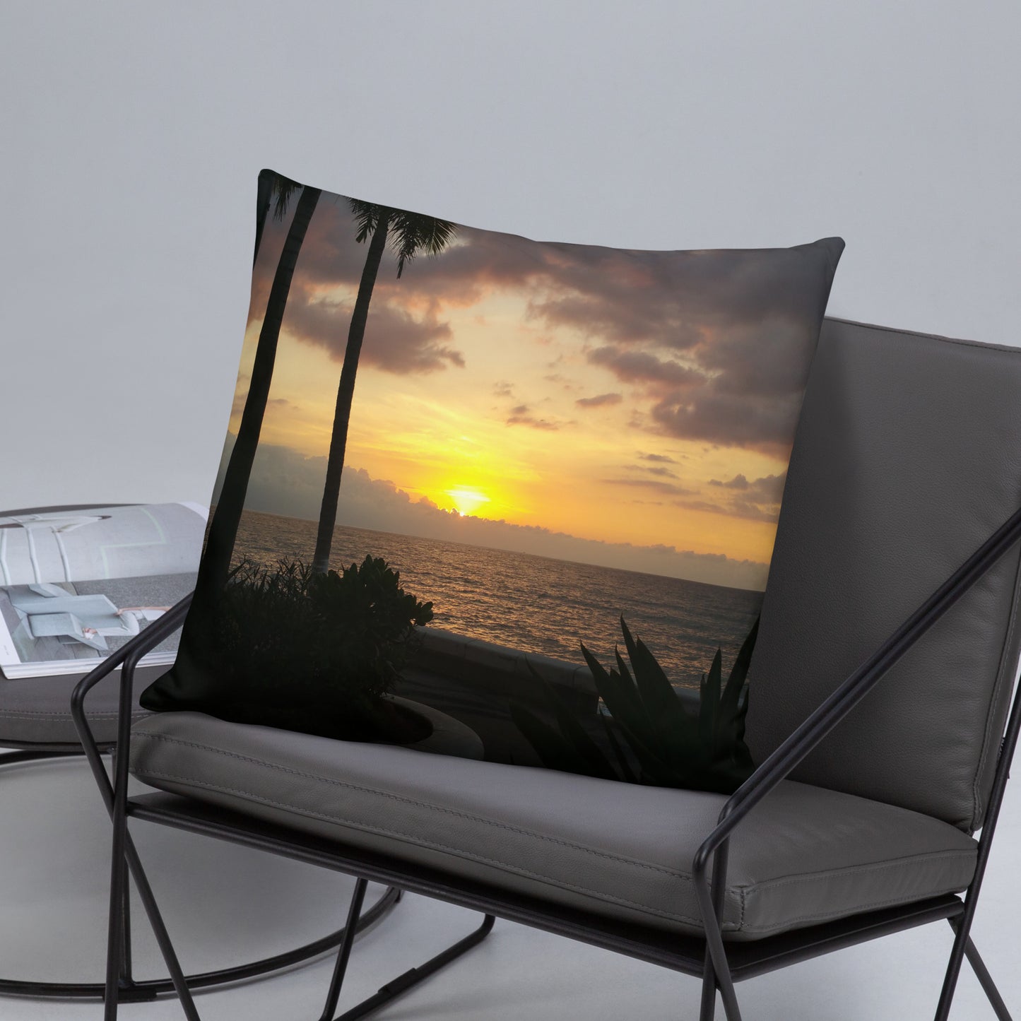 Sunset palms Pillow