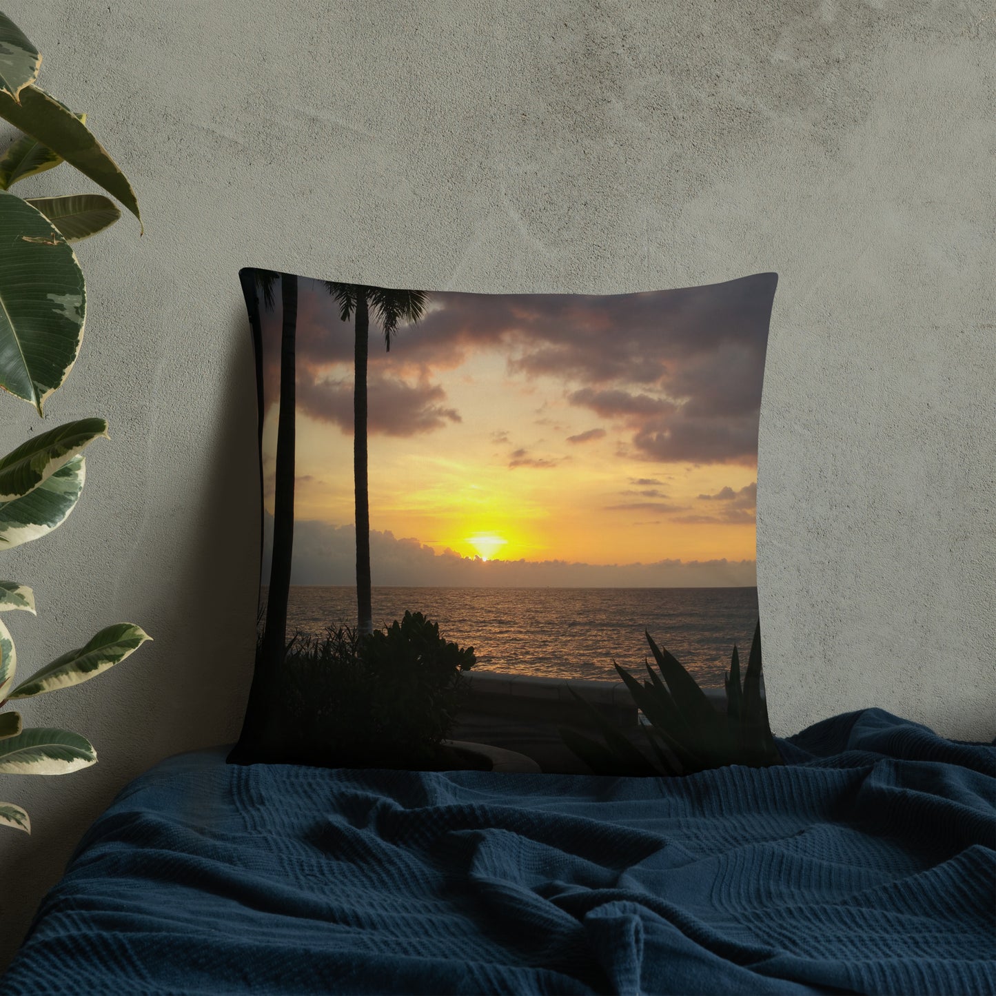 Sunset palms Pillow